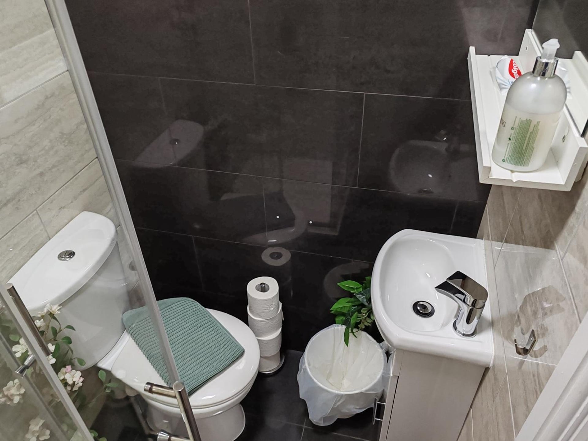 Kilburn High Road Studio apartments, London, foto 5