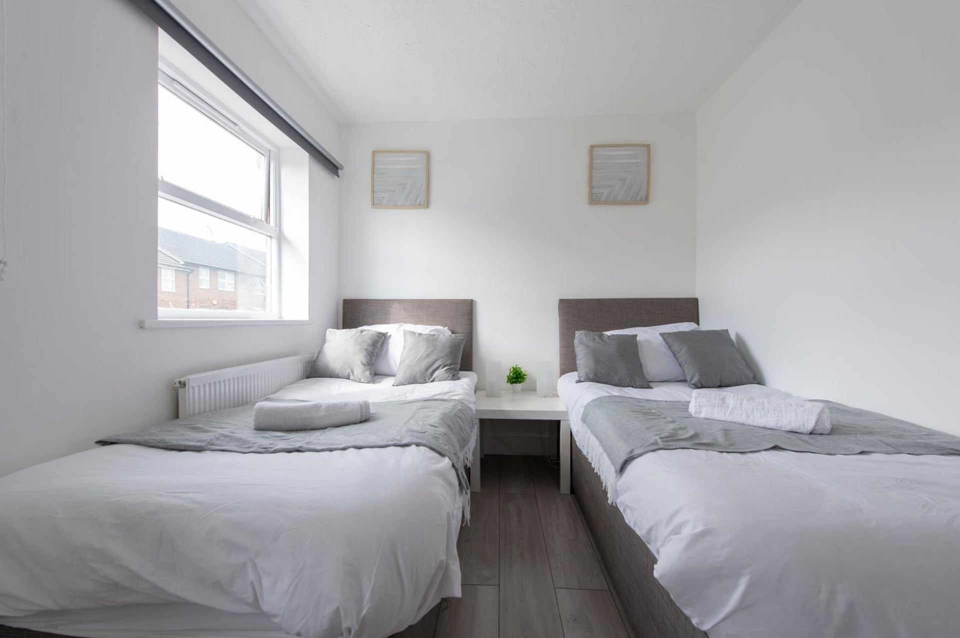 Stylish 2 Bed House near O2 Arena, Excel & City Airport, London, foto 5