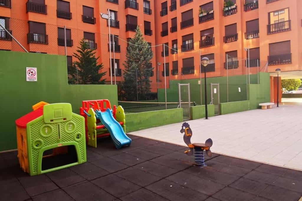 Beautiful apartment with pool, padel and parking - BB, Madrid, foto 4