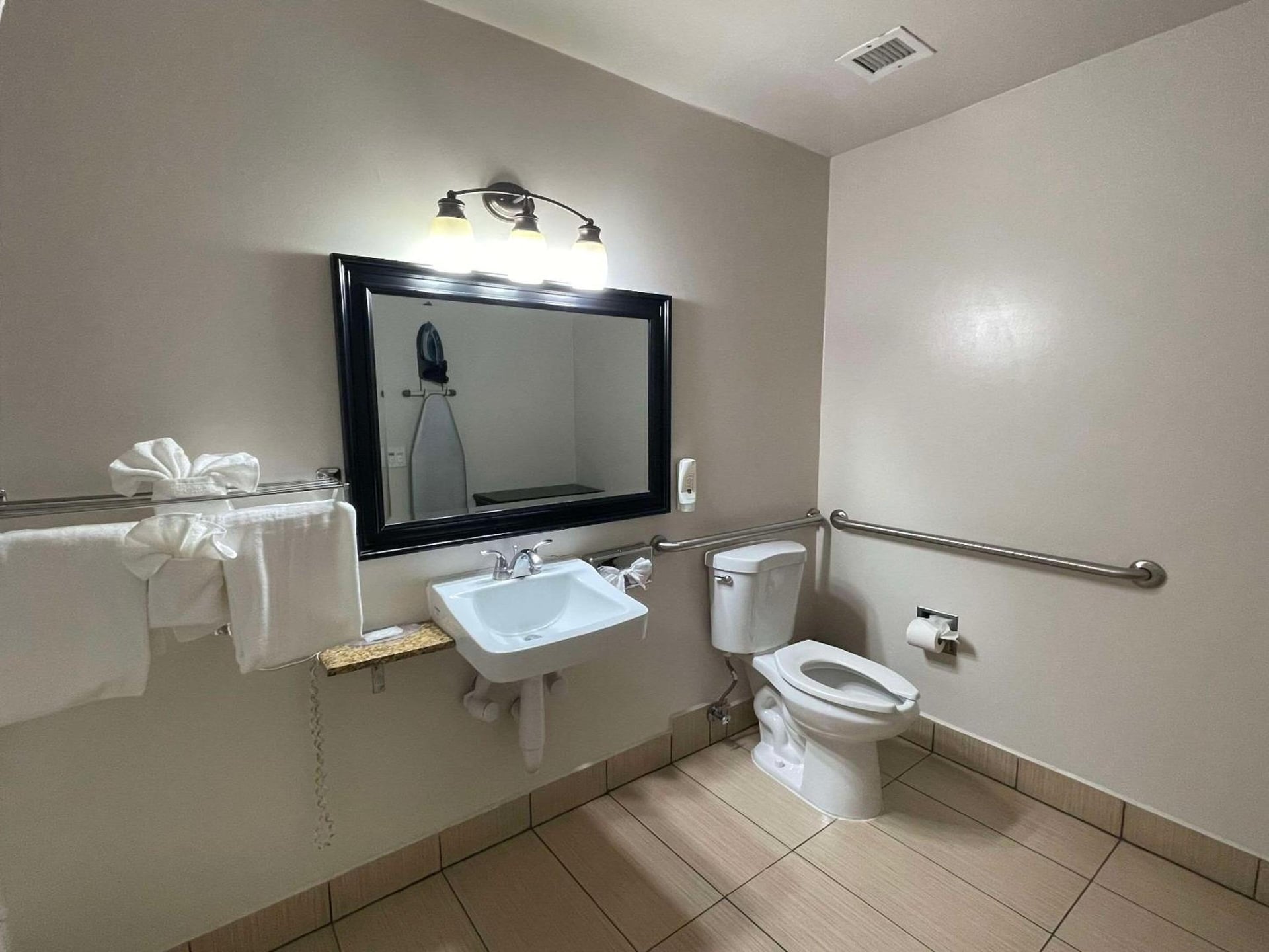Quality Inn Ontario Airport Convention Center, Ontario, foto 3
