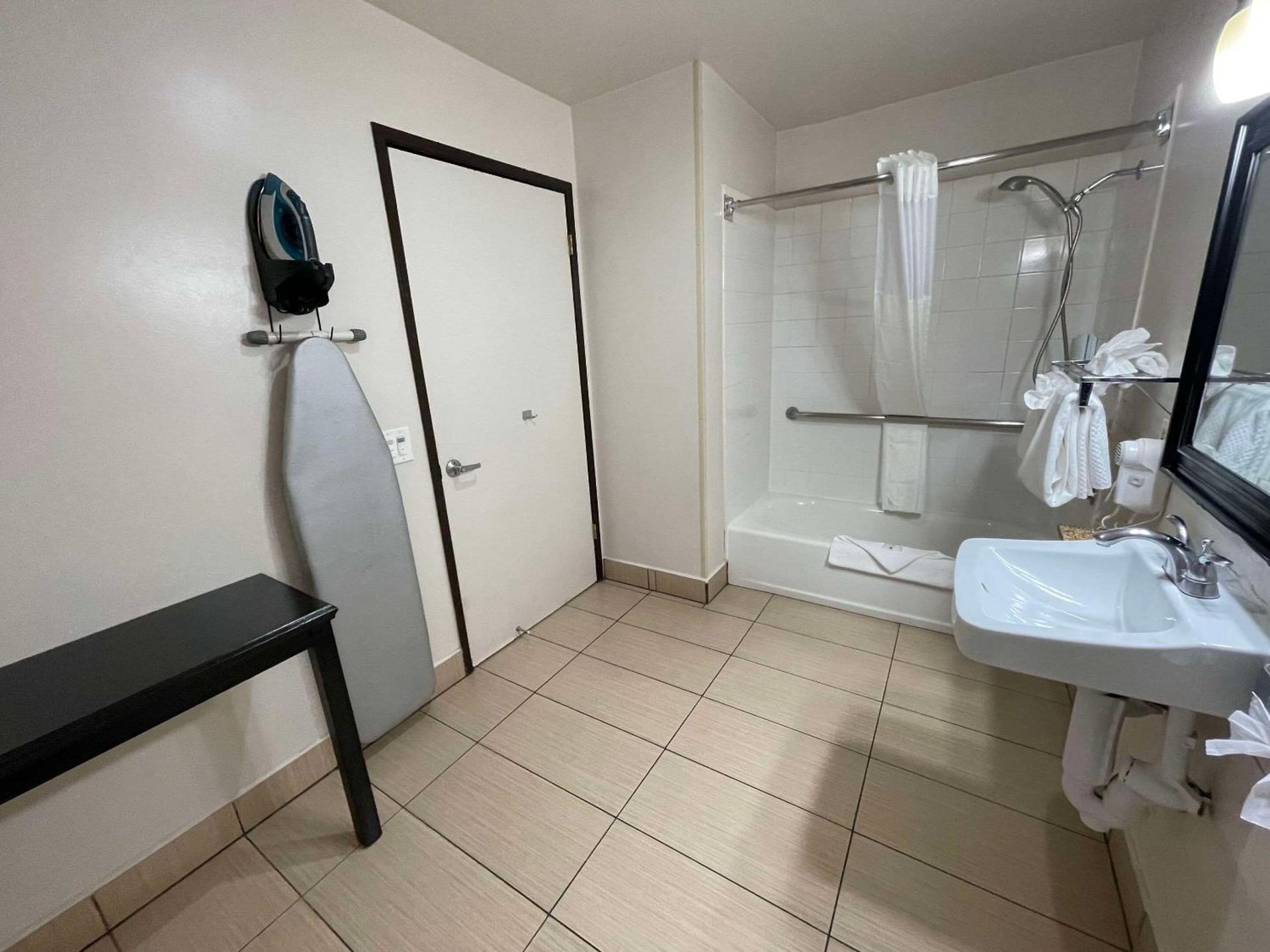 Quality Inn Ontario Airport Convention Center, Ontario, foto 2