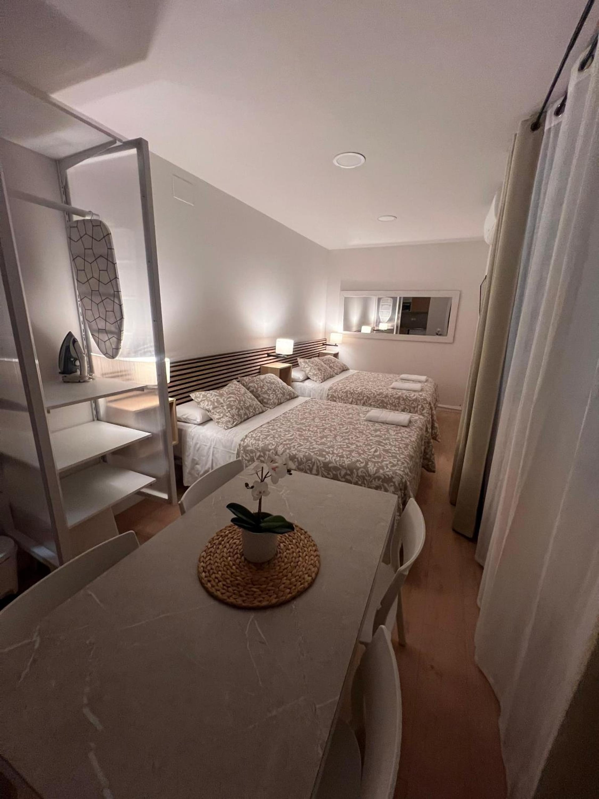 Room Gran Vía Apartments, Madrid, foto 4