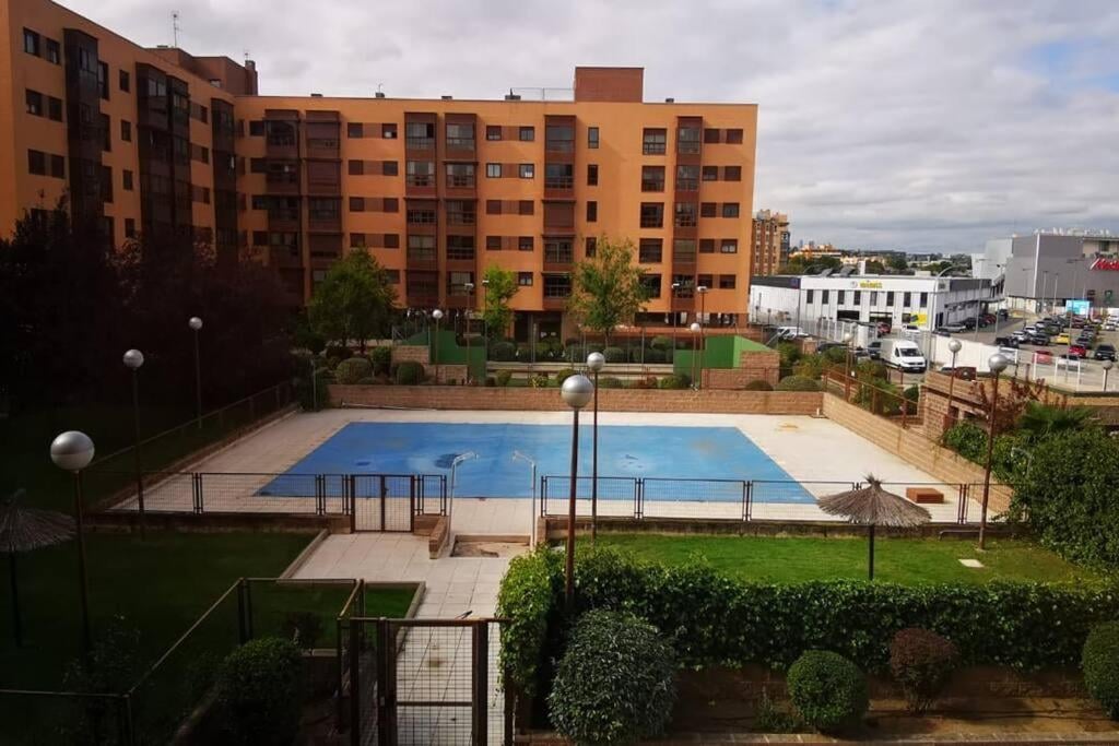 Cozy apartment with parking, gym, pool and padel - Pirra, Madrid, foto 3