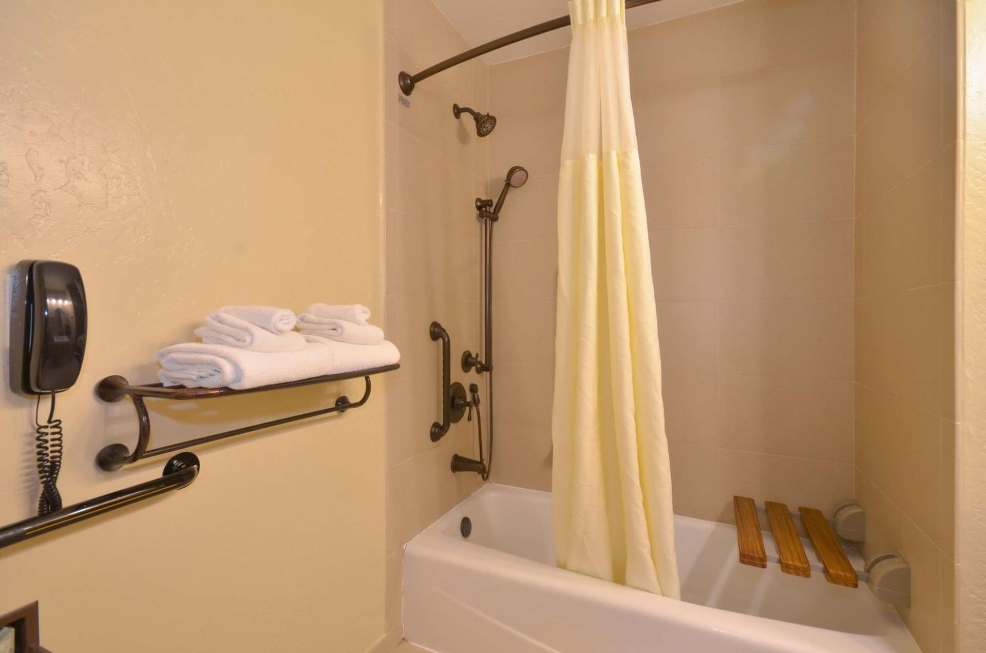Best Western The Inn & Suites Pacific Grove, Pacific Grove, foto 4