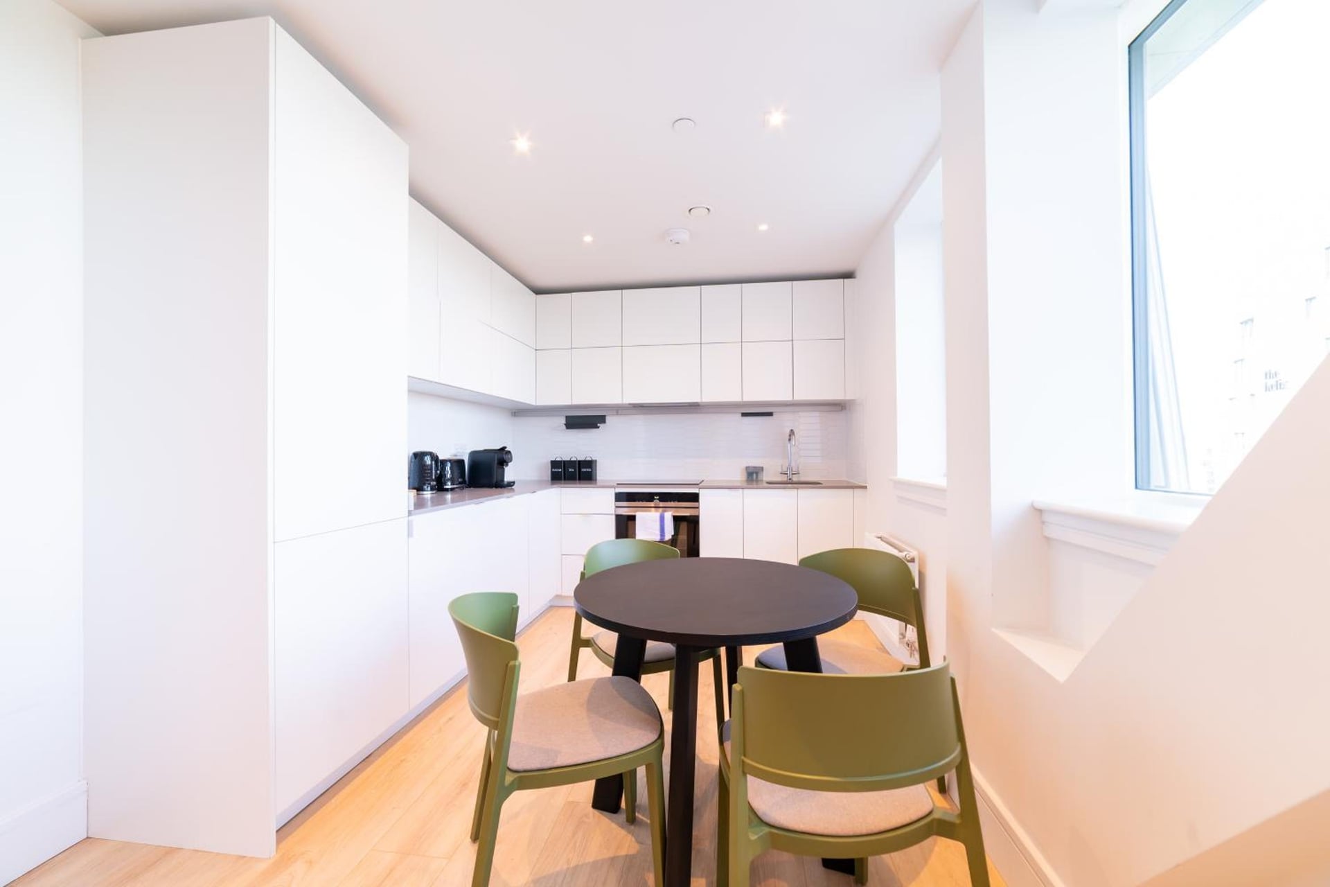 Stylish Retreats on Olympic Way, London, foto 4