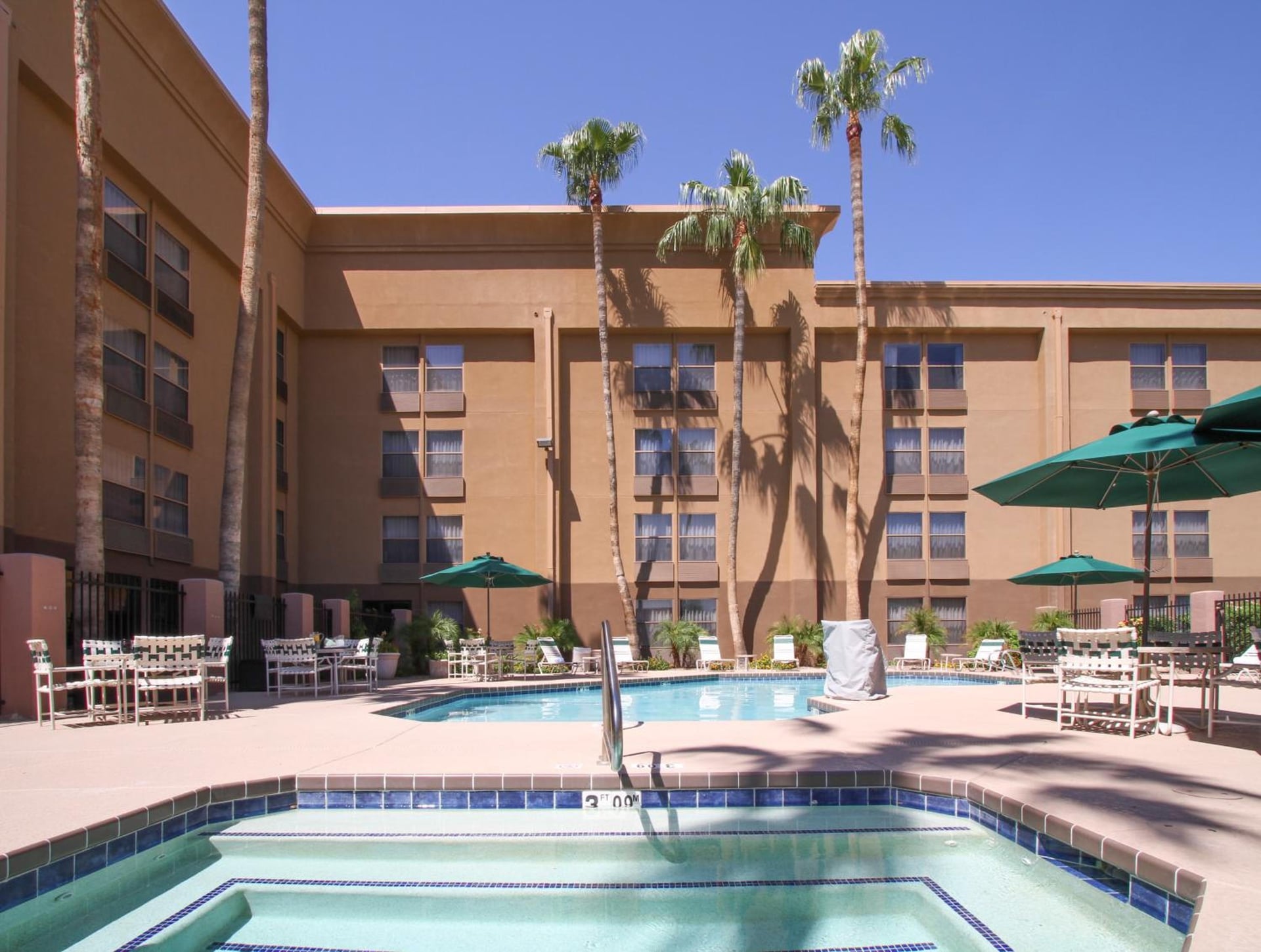 GreenTree Inn & Suites Phoenix Sky Harbor, Phoenix, foto 3