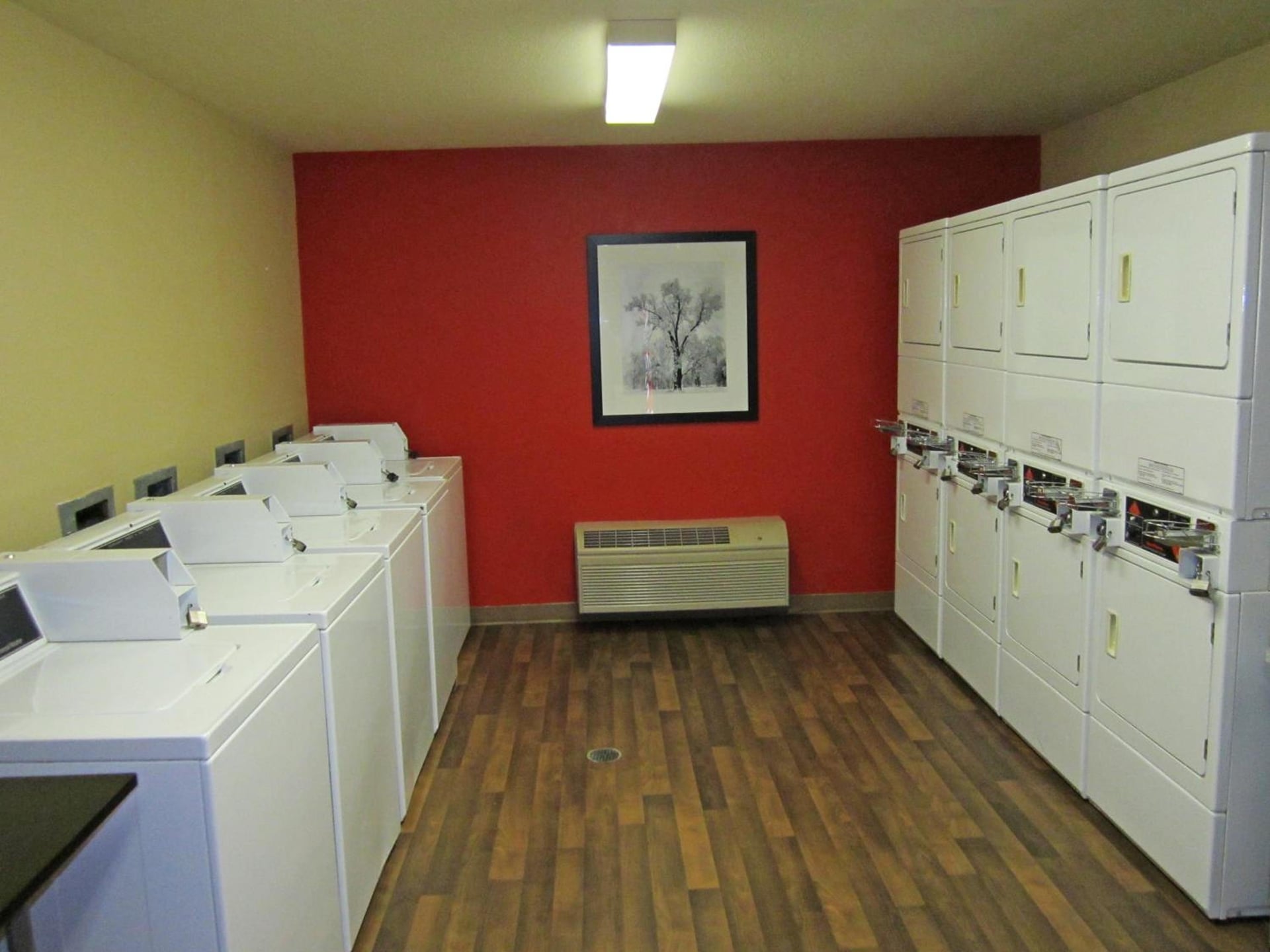 Extended Stay America Suites - Orange County - John Wayne Airport, Newport Beach, foto 2