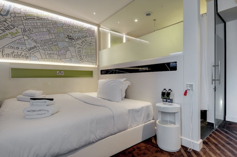 Hub By Premier Inn London City Bank, London, foto 5