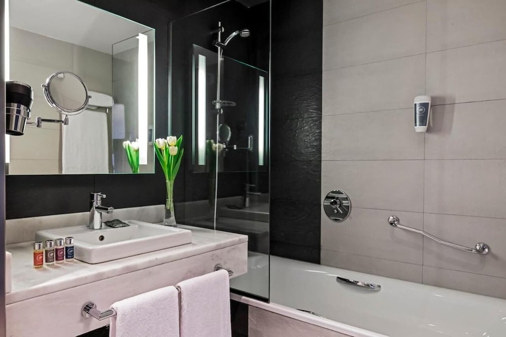 Hotel Zentral Castellana Norte, Madrid, foto 2