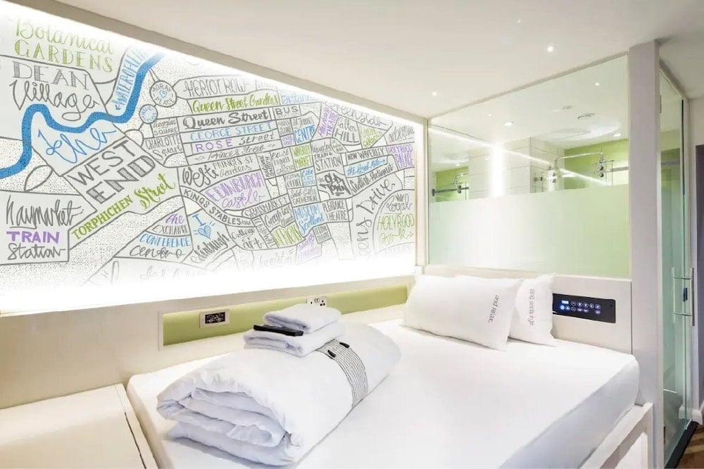 Hub By Premier Inn London West Brompton, London, foto 3
