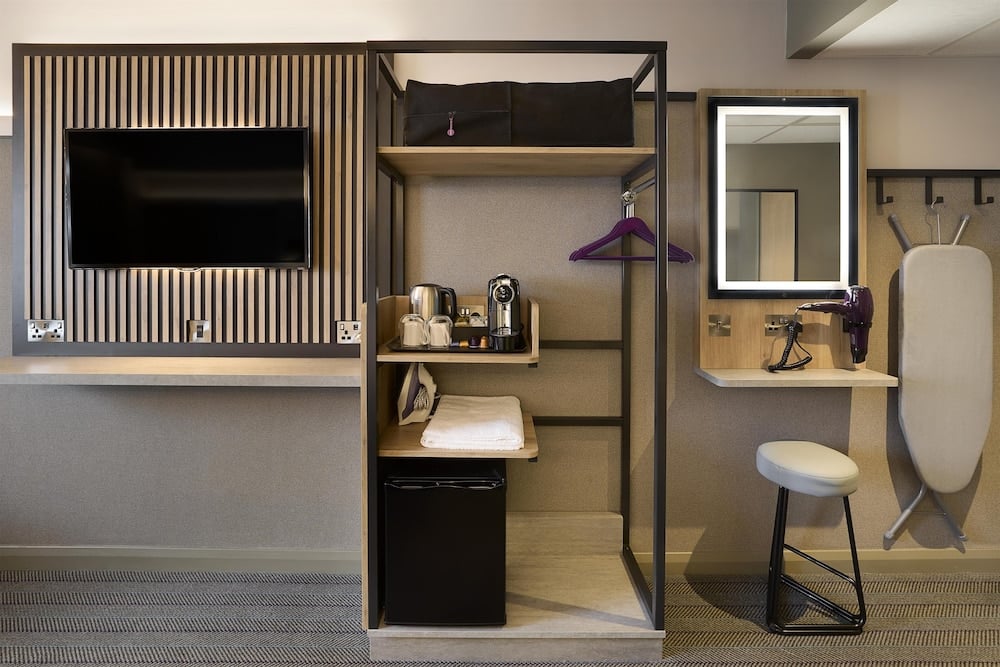 Premier Inn London Gatwick Manor Royal, Crawley, foto 3