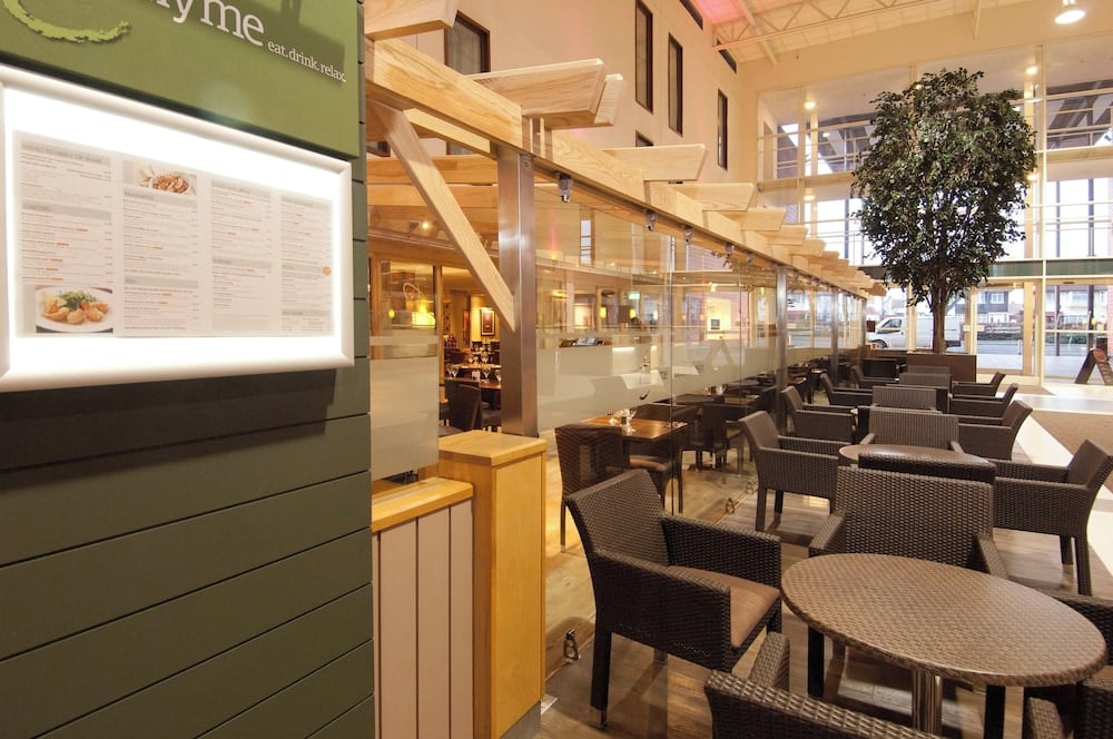 Premier Inn London Heathrow Airport T2 & T3 - Bath Road, Hounslow, foto 4