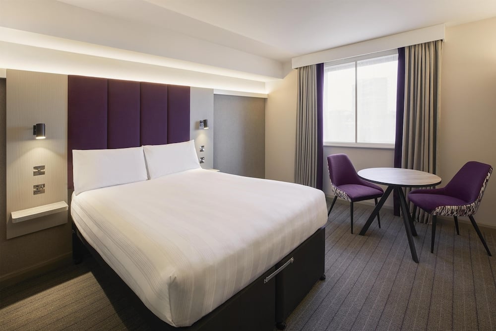Premier Inn London Gatwick Manor Royal, Crawley, foto 2