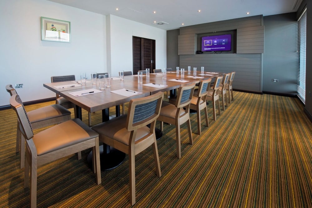 Premier Inn Heathrow Airport Terminal 4, Hounslow, foto 3