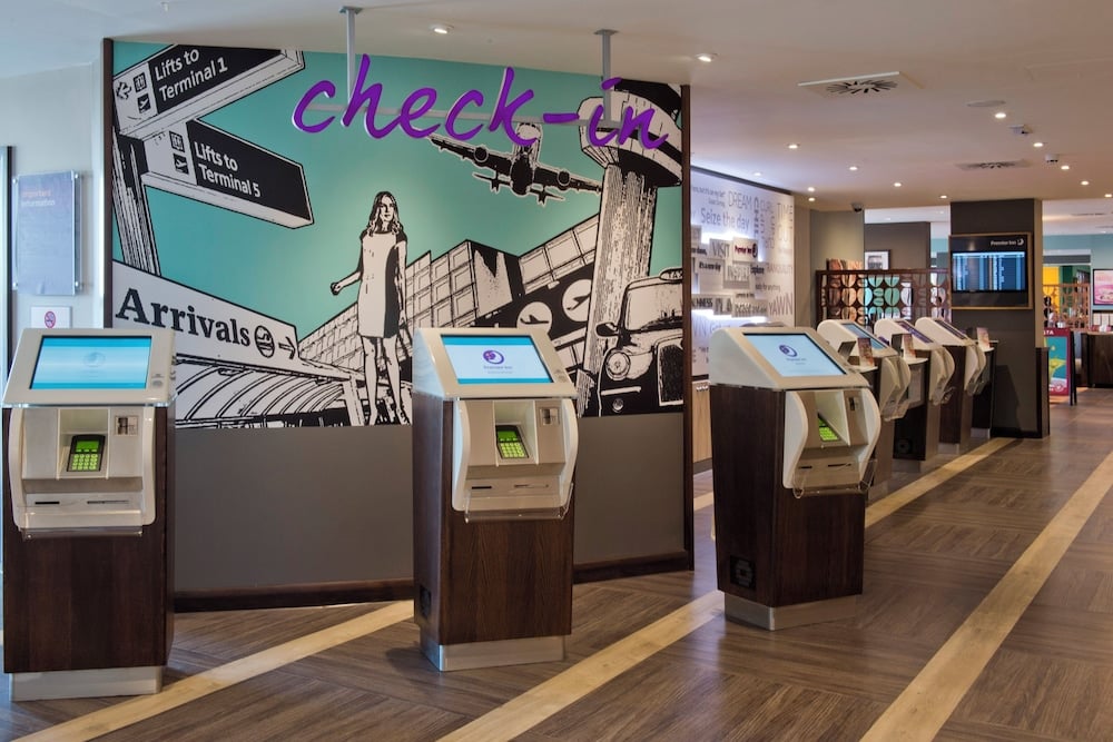 Premier Inn Heathrow Airport Terminal 4, Hounslow, foto 5