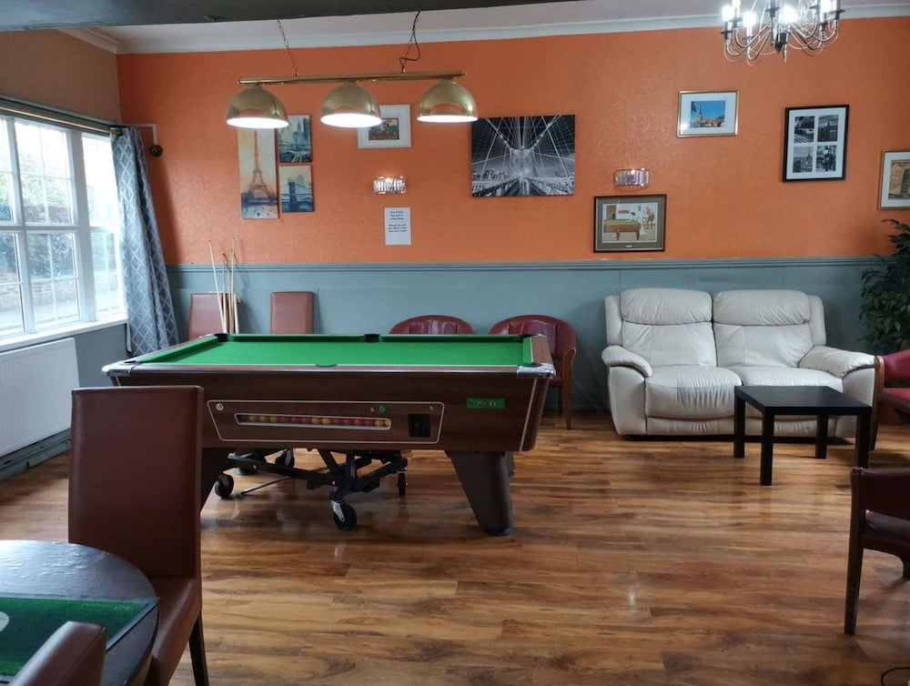 Swan Inn, Heathrow Airport, Staines, foto 4