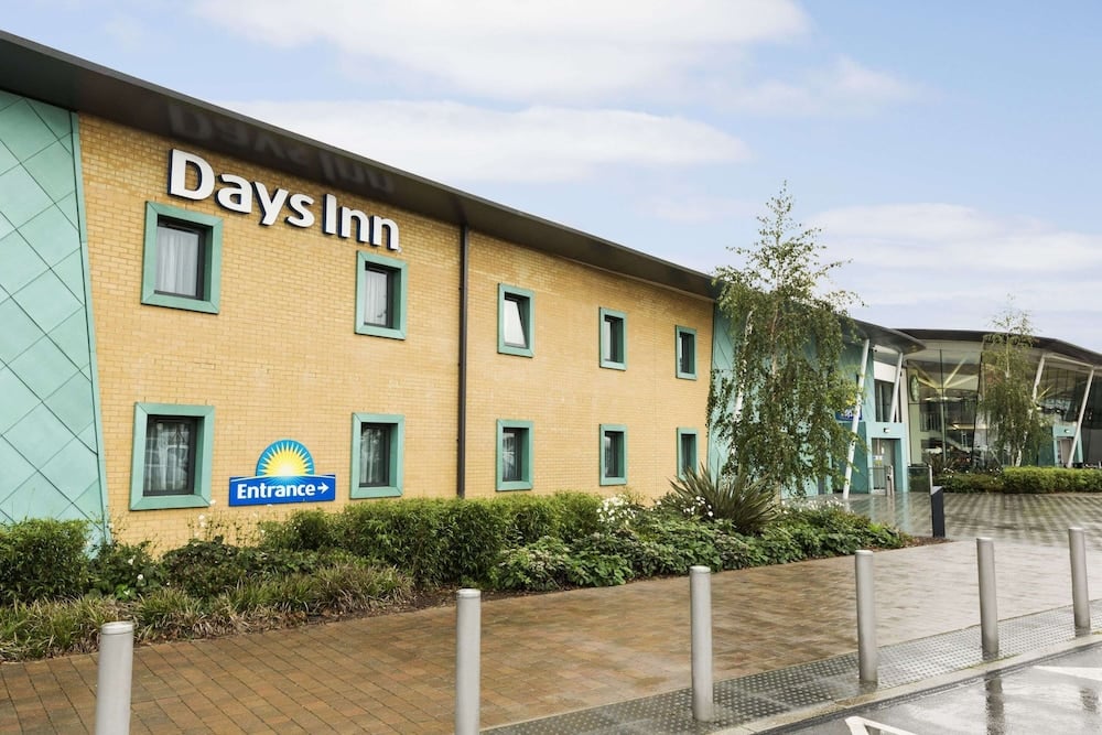 Ramada by Wyndham Cobham, Cobham, foto 4