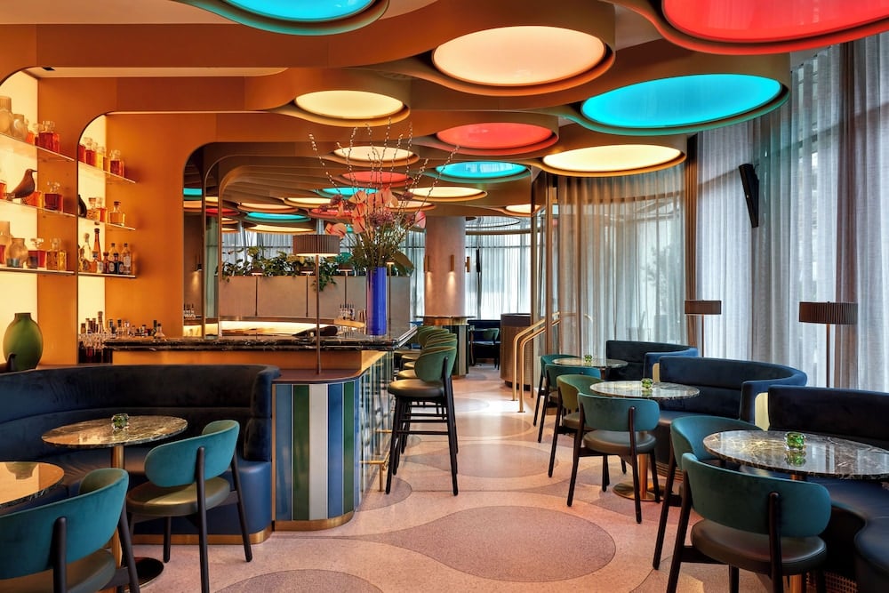 The BoTree London, Curio Collection by Hilton, London, foto 4