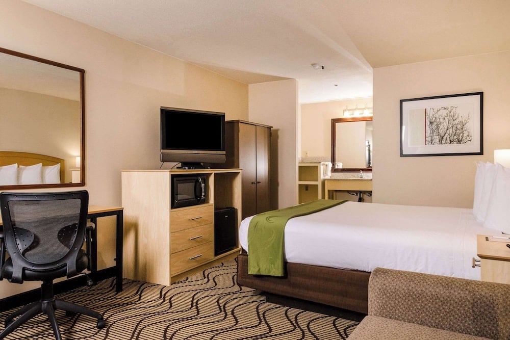 Quality Inn & Suites Lathrop - South Stockton, Lathrop, foto 2