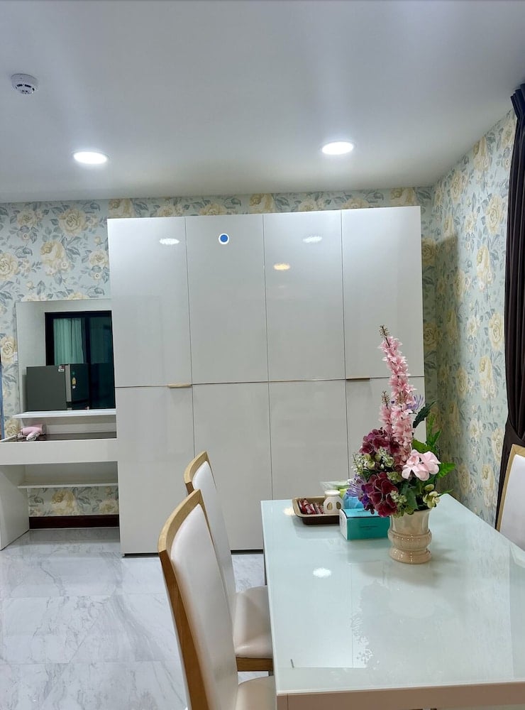 arunsakhon luxury condo, Bangkok, foto 2