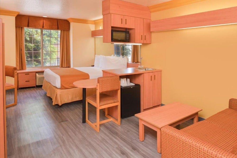 H3 Inn & Suites - LAX Airport - Los Angeles, Inglewood, foto 2