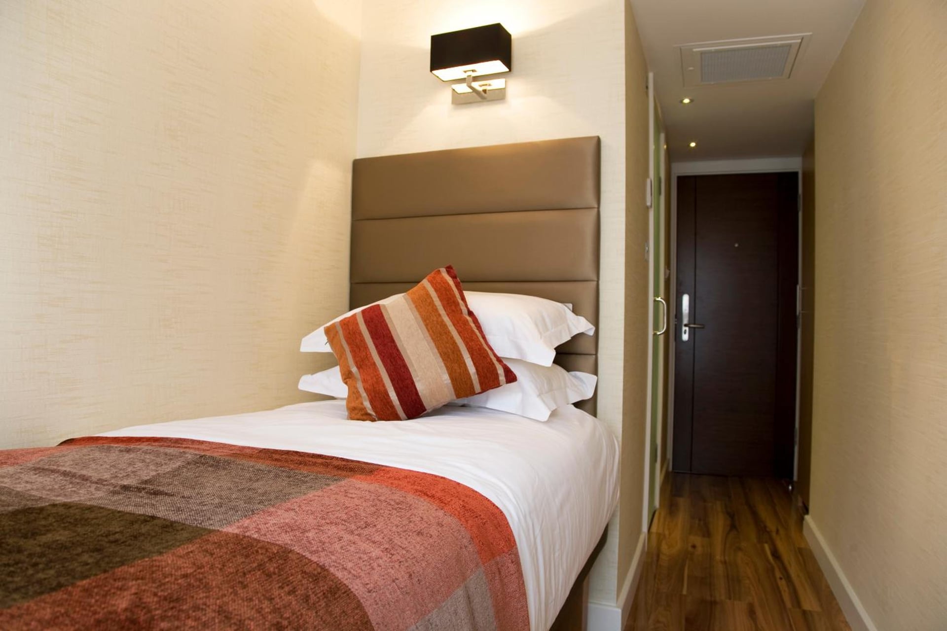 The Jade, London, foto 2