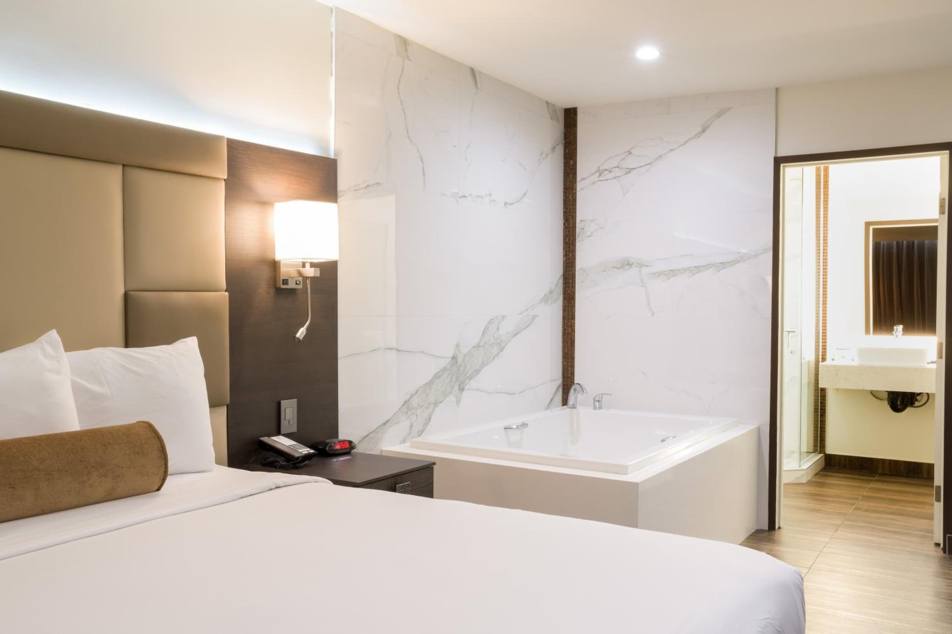 Hotel Xilo Glendale, Glendale, foto 4