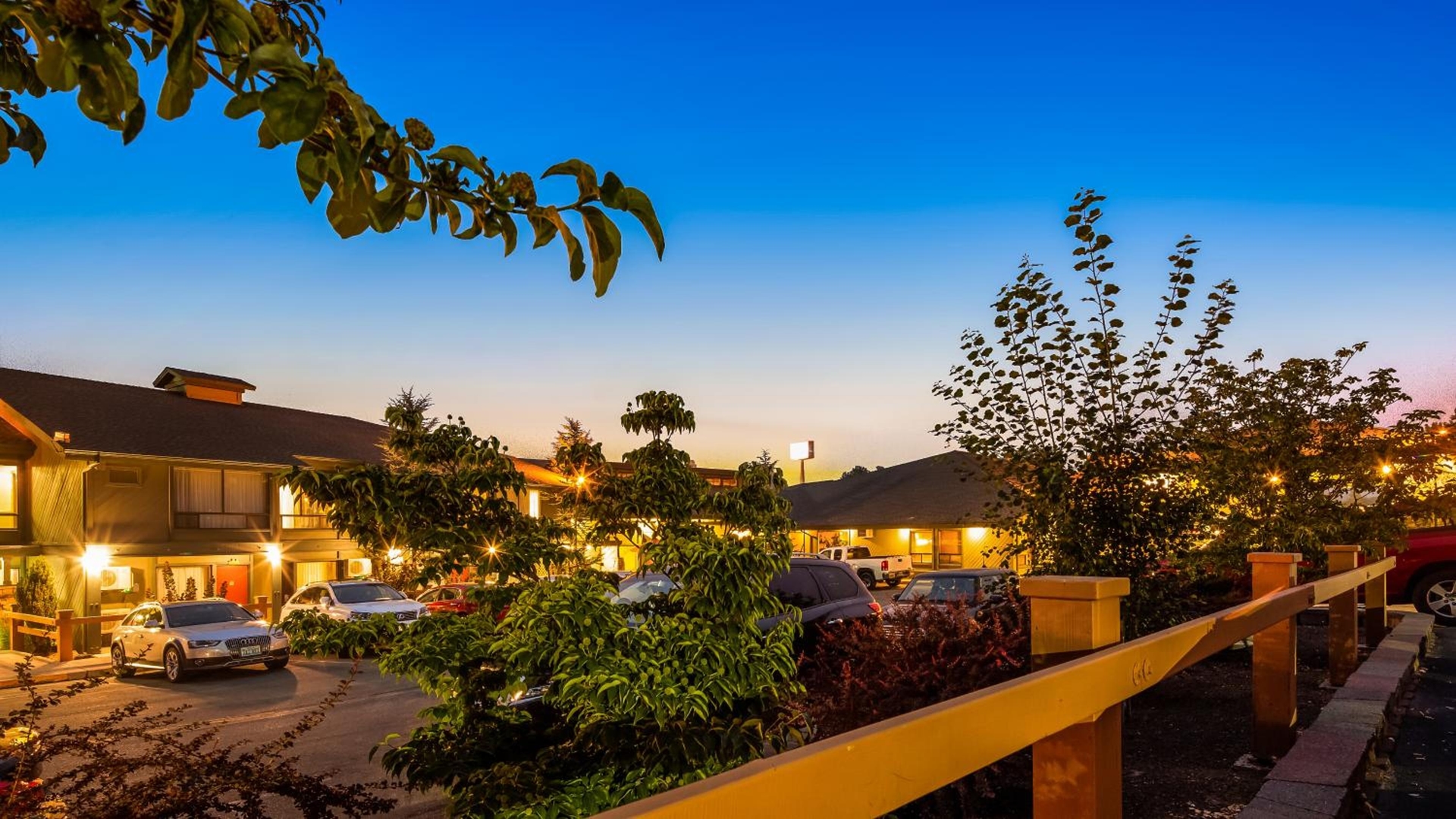 Best Western Plus Tree House, Mount Shasta