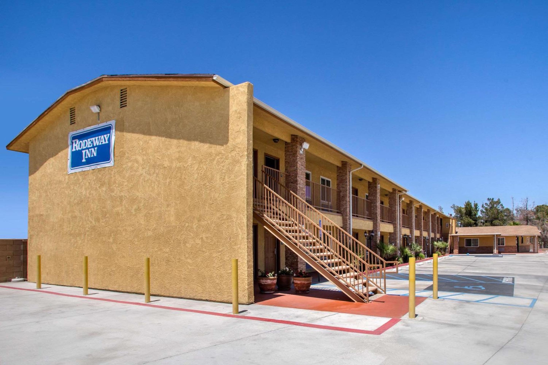 Rodeway Inn Adelanto US 395, Adelanto