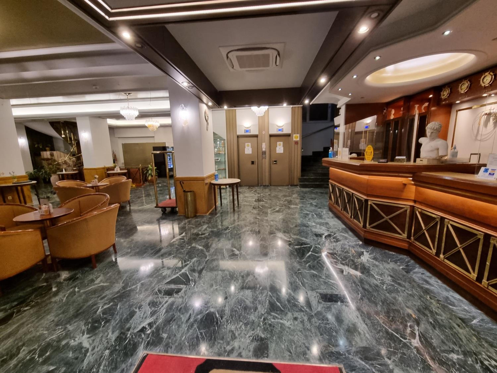 Foto de Savoy Hotel
