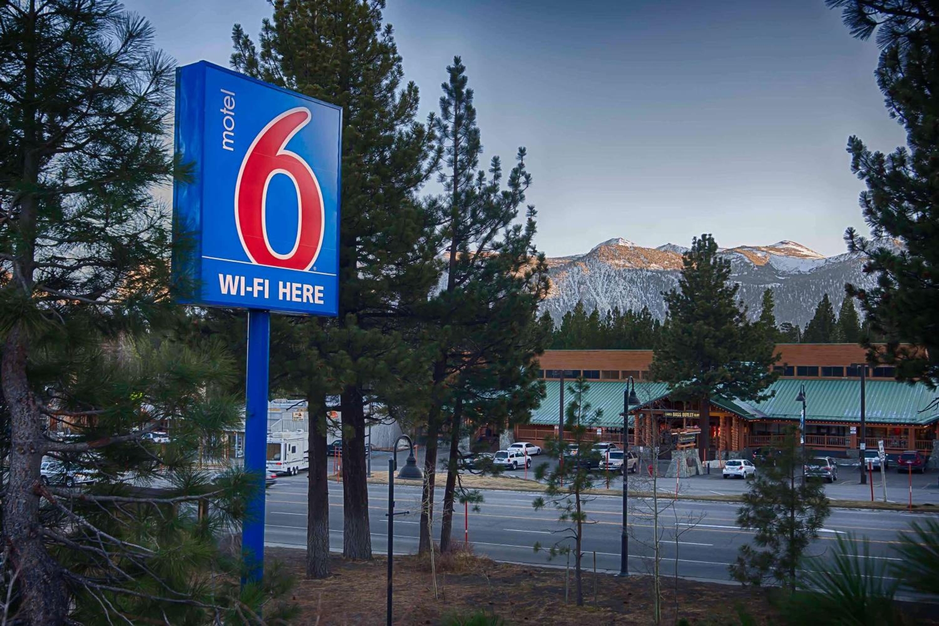 Motel 6-Mammoth Lakes, CA, Mammoth Lakes
