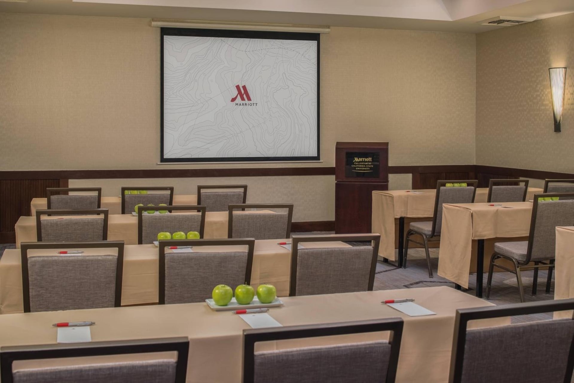 Fullerton Marriott at California State University, Fullerton, foto 5