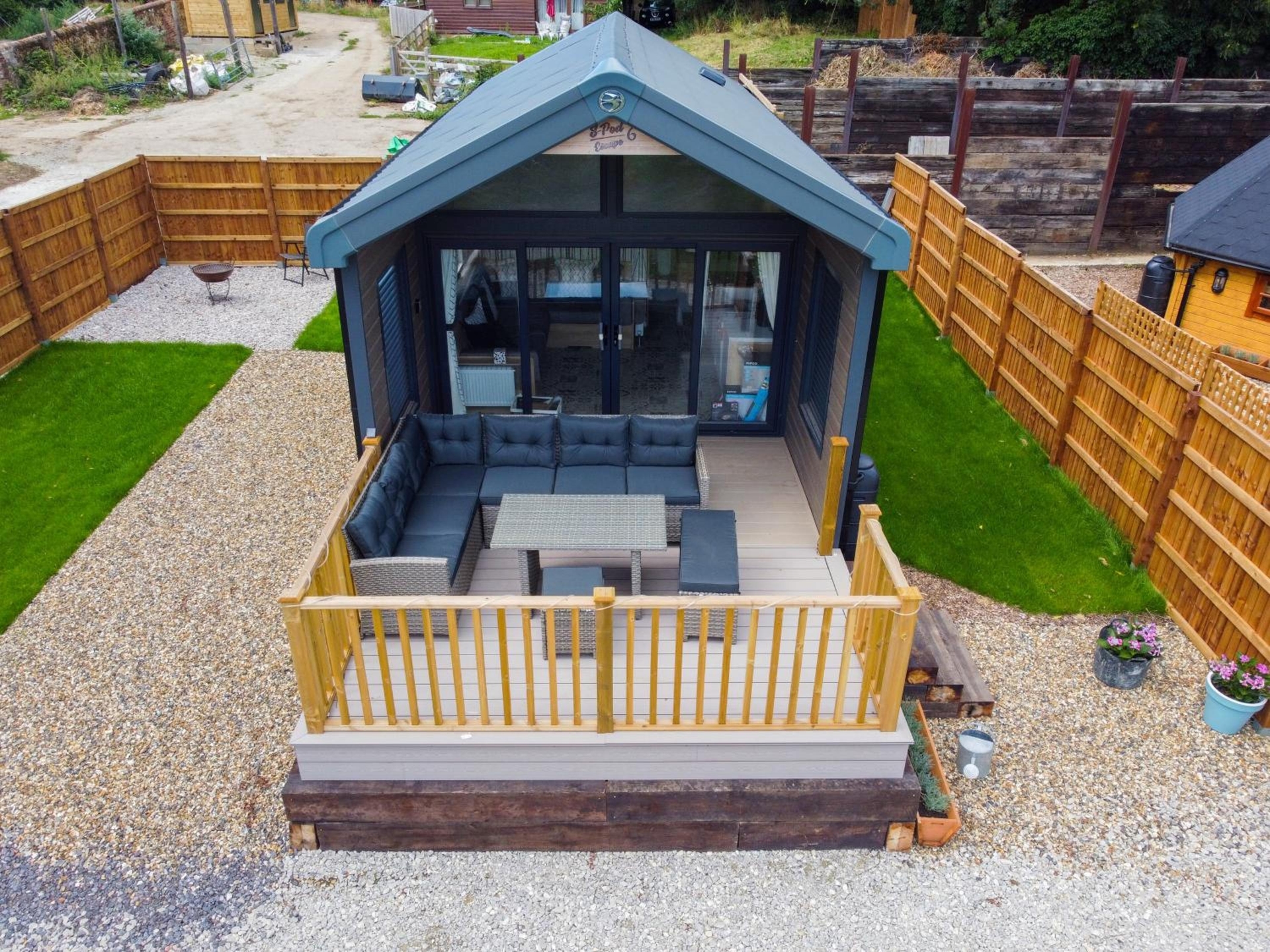 Woods Meadow Glamping, West Malling