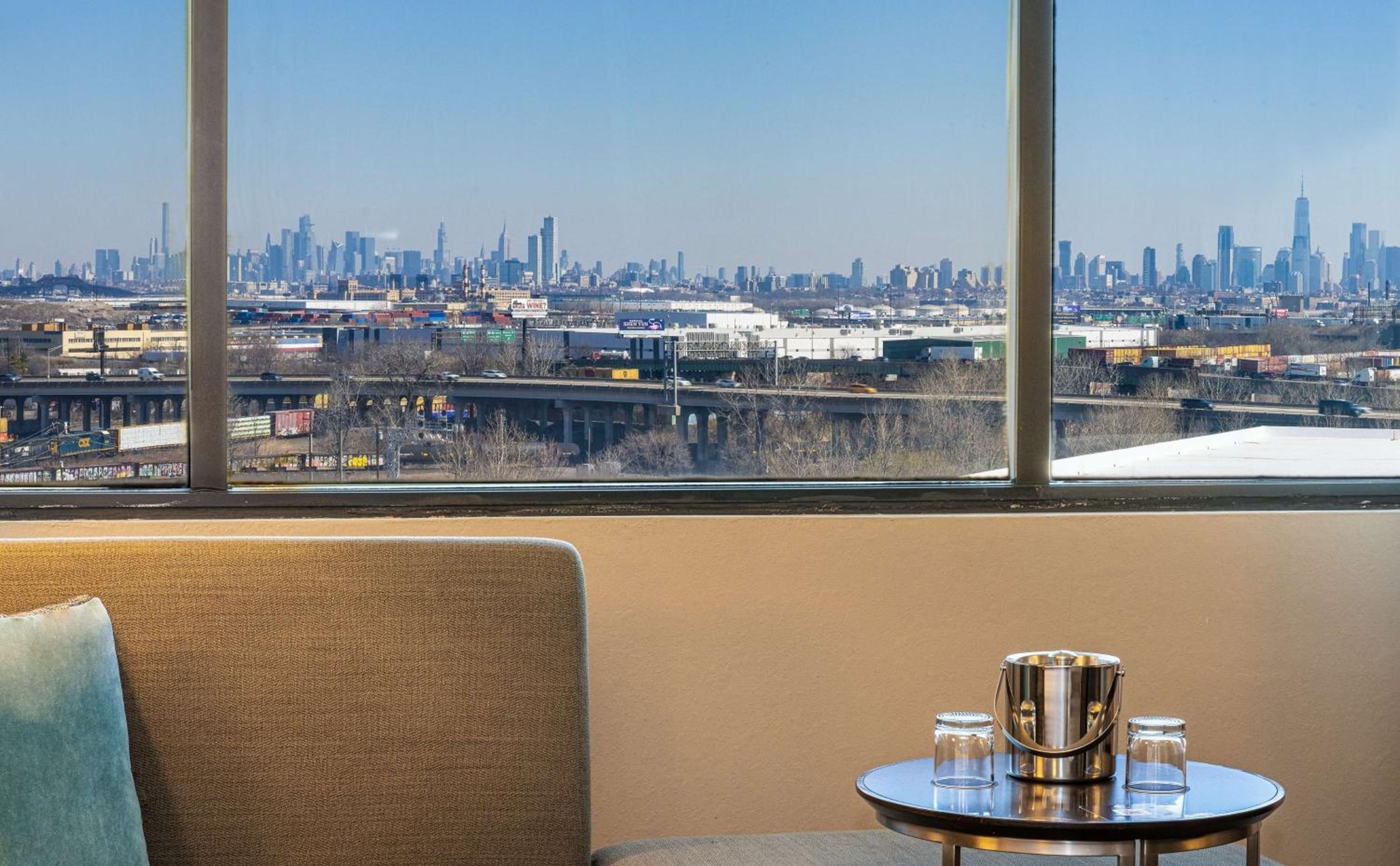 Foto de DoubleTree by Hilton Hotel Newark Airport
