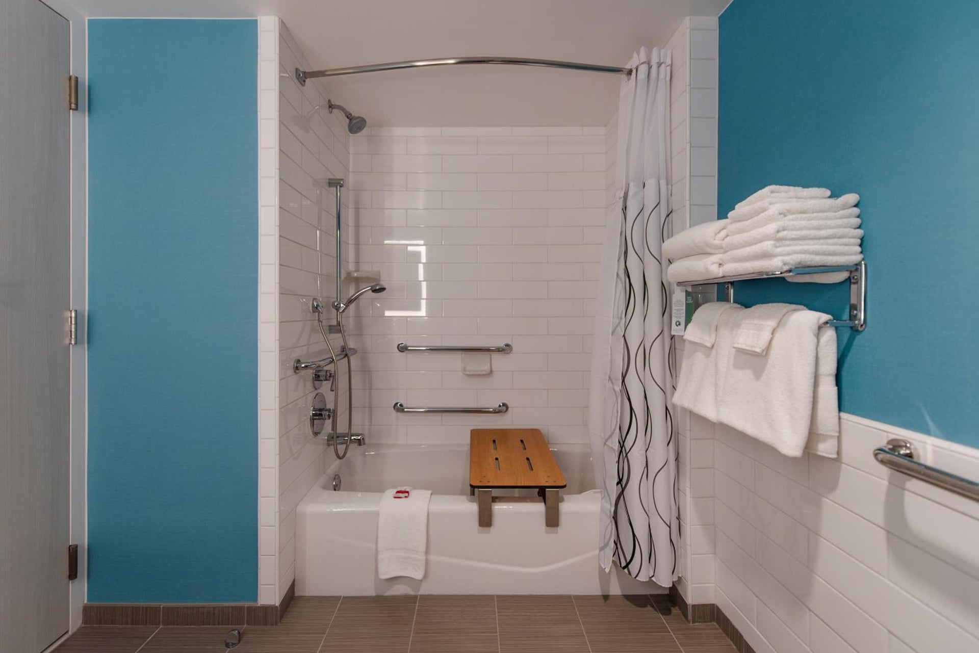 Howard Johnson by Wyndham Anaheim Hotel and Water Playground, Anaheim, foto 2