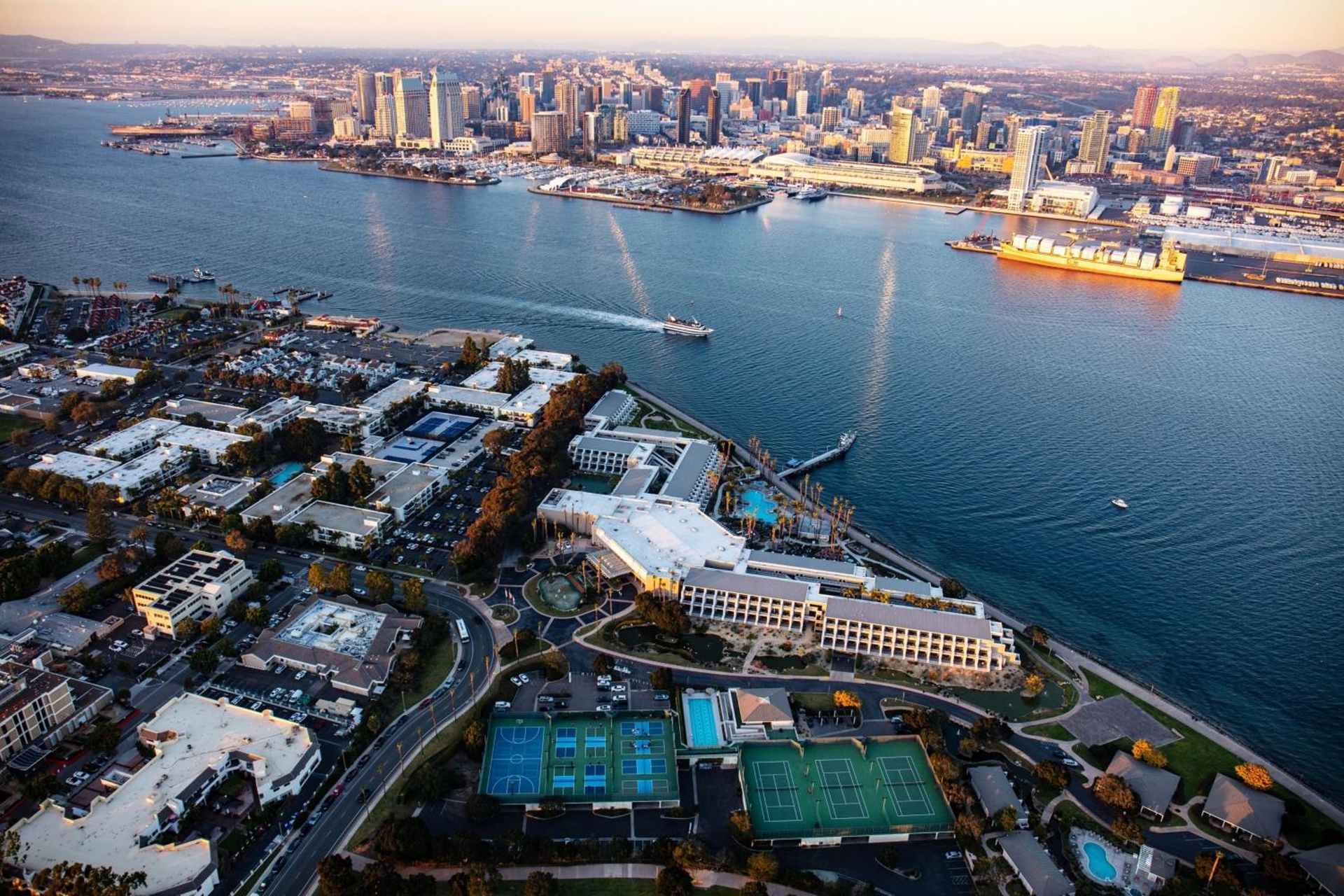 Coronado Island Marriott Resort & Spa, San Diego