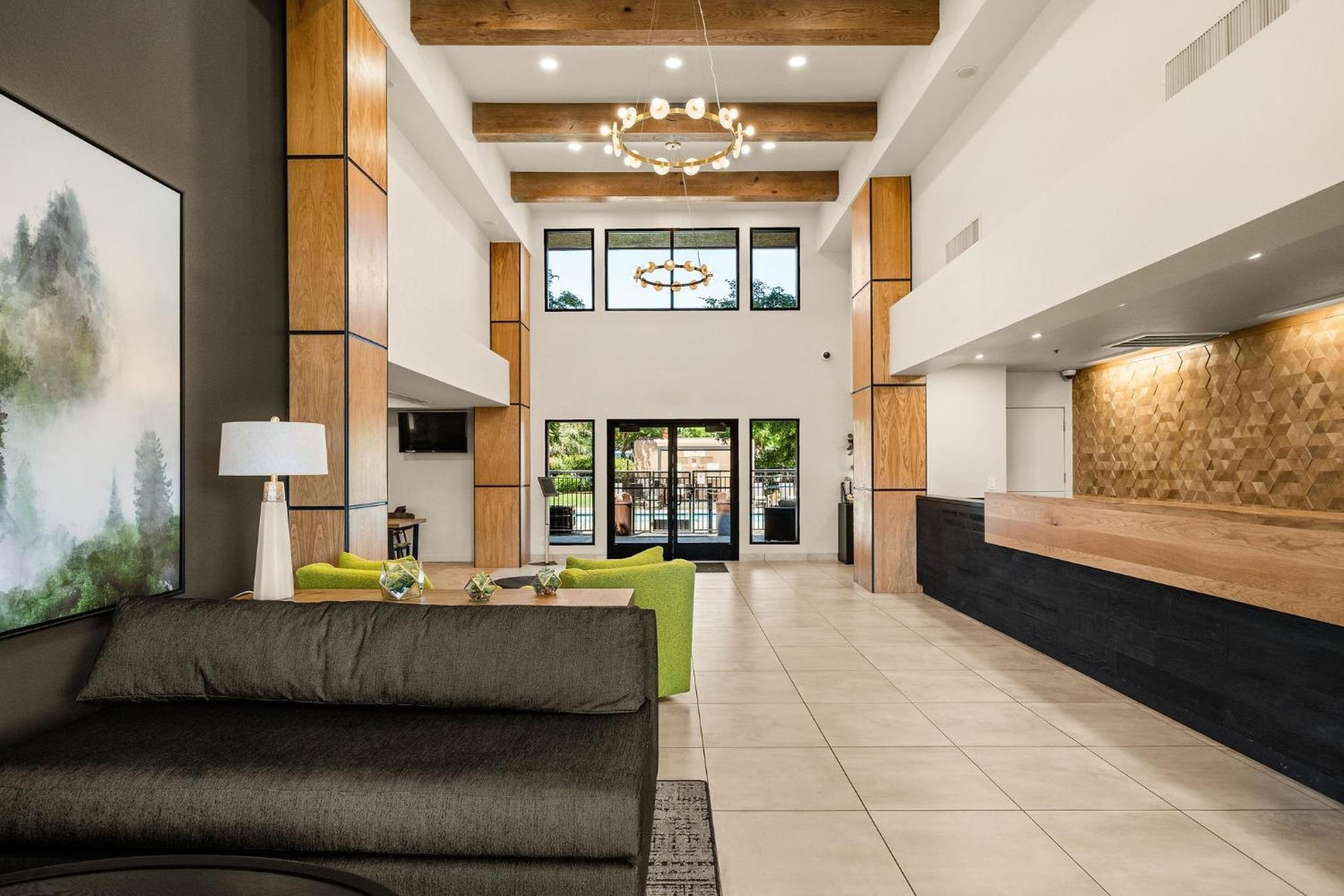 Oxford Suites Redding, Redding