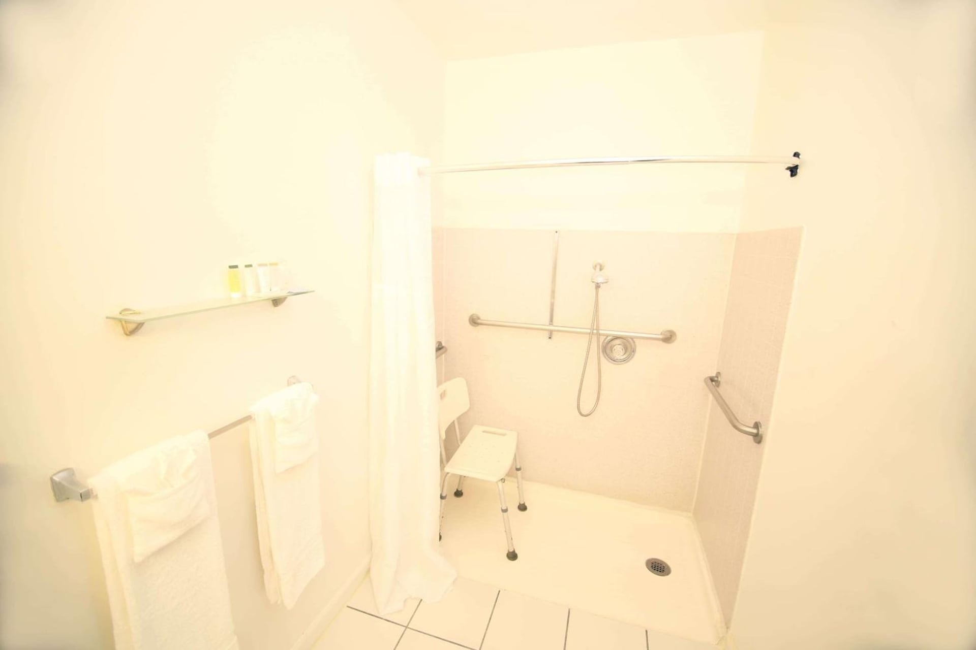 Travelodge by Wyndham Burbank-Glendale, Burbank, foto 2