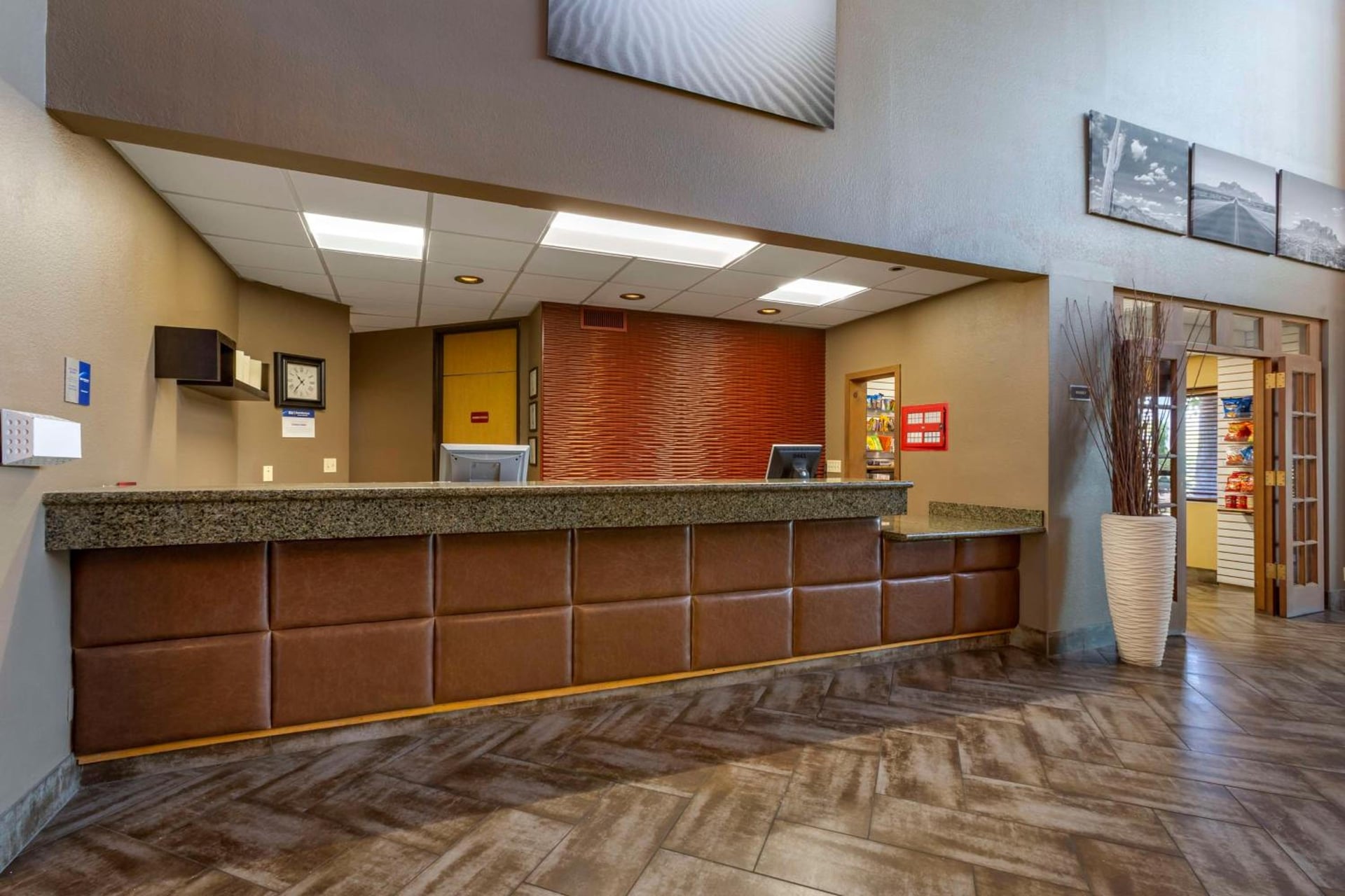 Best Western Plus Scottsdale Thunderbird Suites, Scottsdale, foto 4