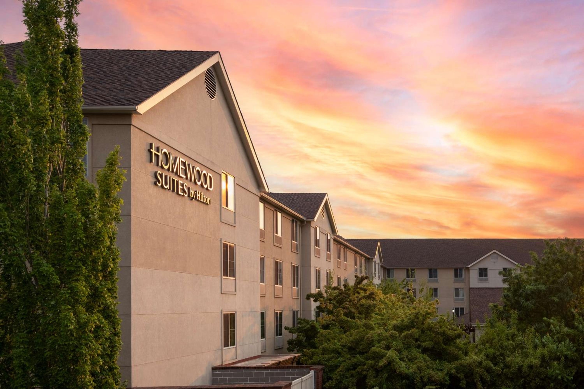 Homewood Suites Medford, Medford