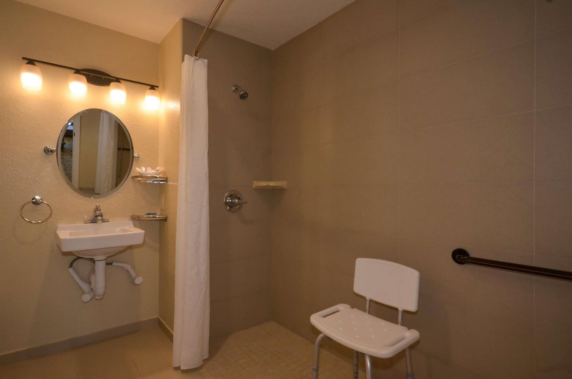 Best Western The Inn & Suites Pacific Grove, Pacific Grove, foto 5