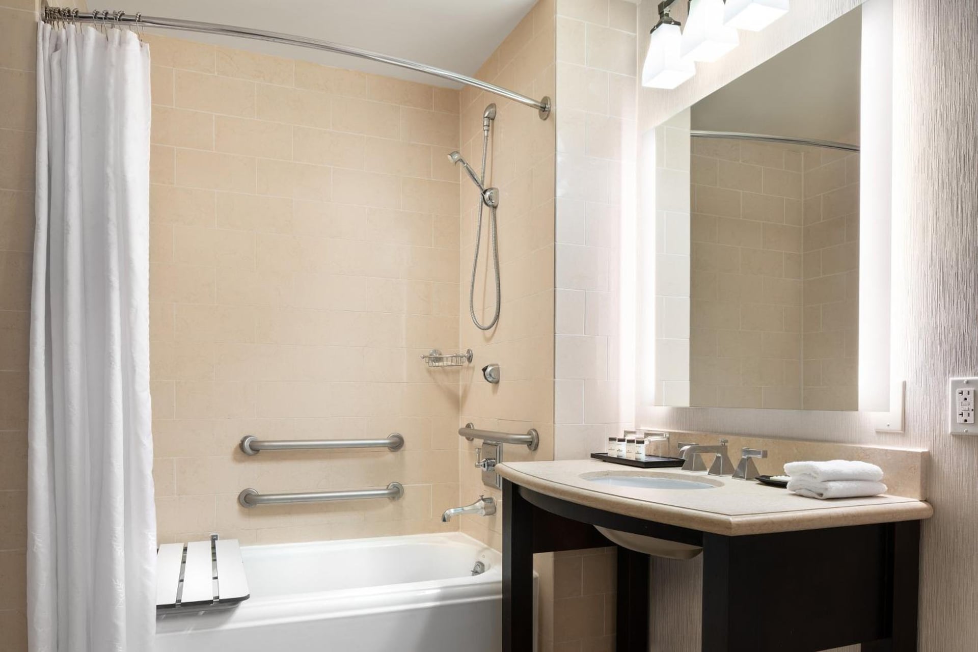 Sheraton Garden Grove-Anaheim South, Garden Grove, foto 2