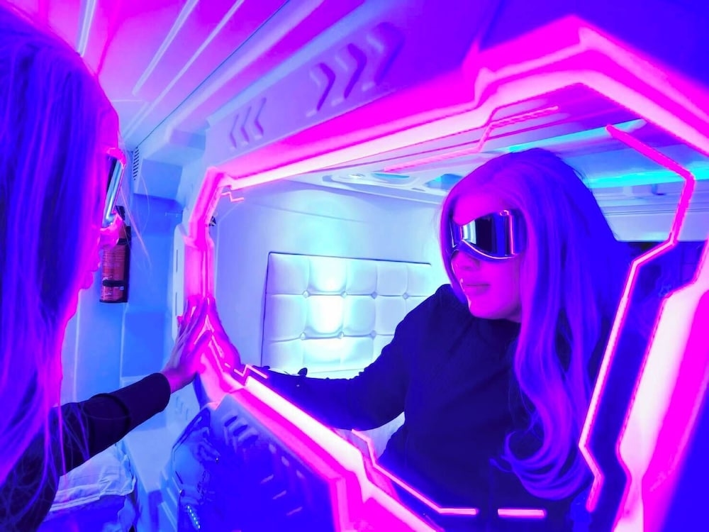 Foto de MET A Space Pod Phrom Phong