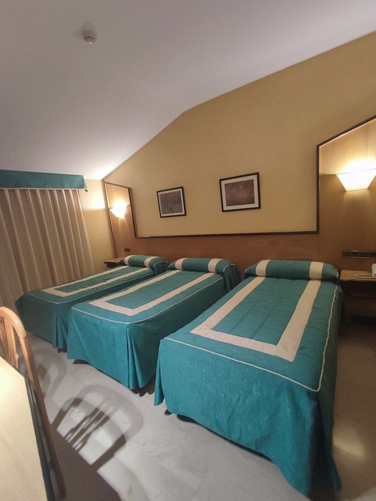 Hotel Ciudad de Navalcarnero, Navalcarnero, foto 4