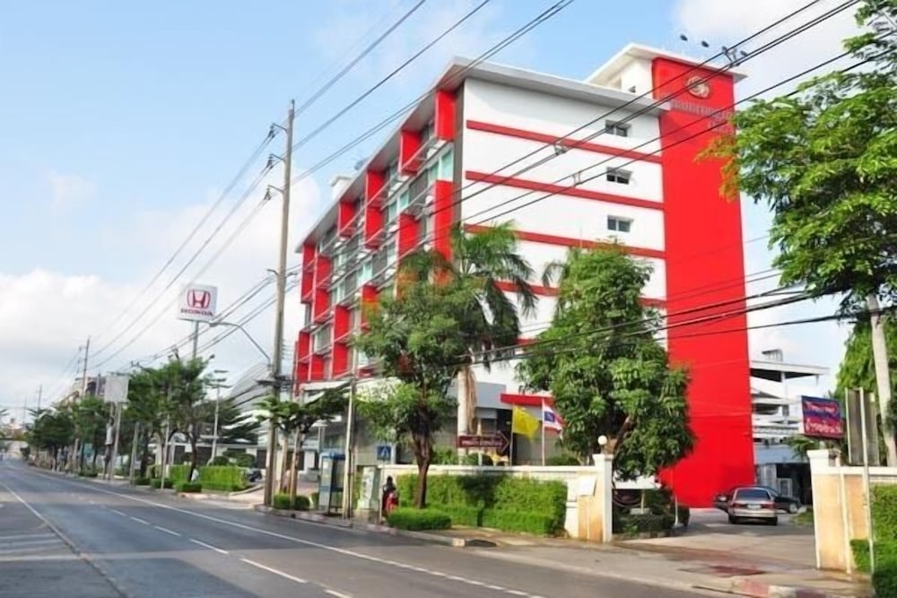 Thamrongin Hotel
